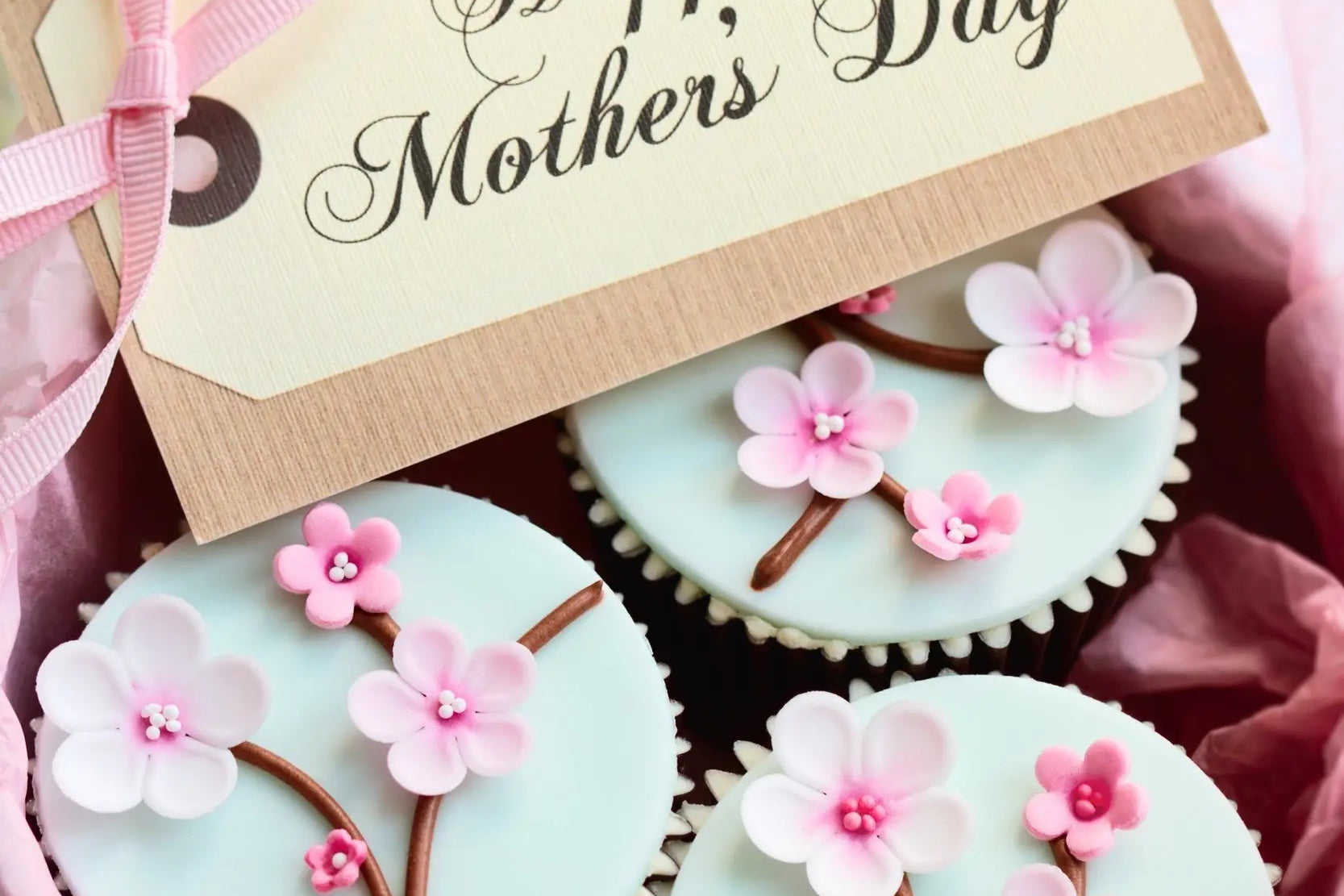 Make Mother’s Day Extra Special with These Gifts - Chic & Raw
