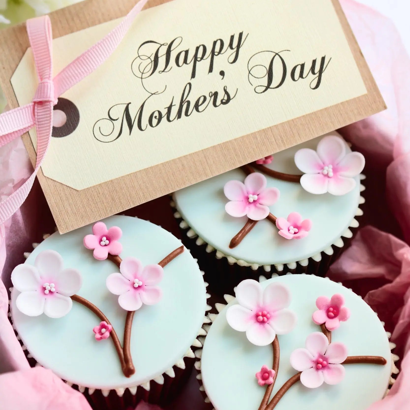 Make Mother’s Day Extra Special with These Gifts - Chic & Raw